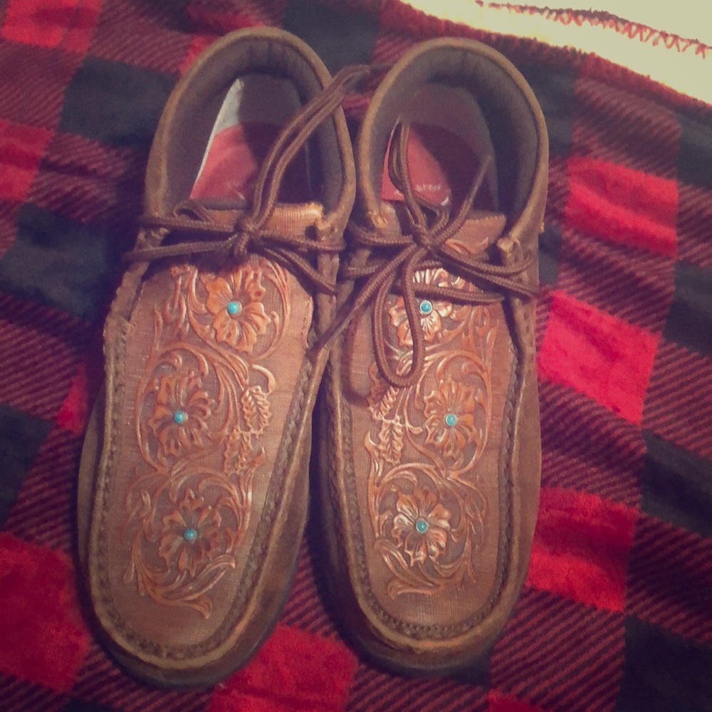 Twistedboots
